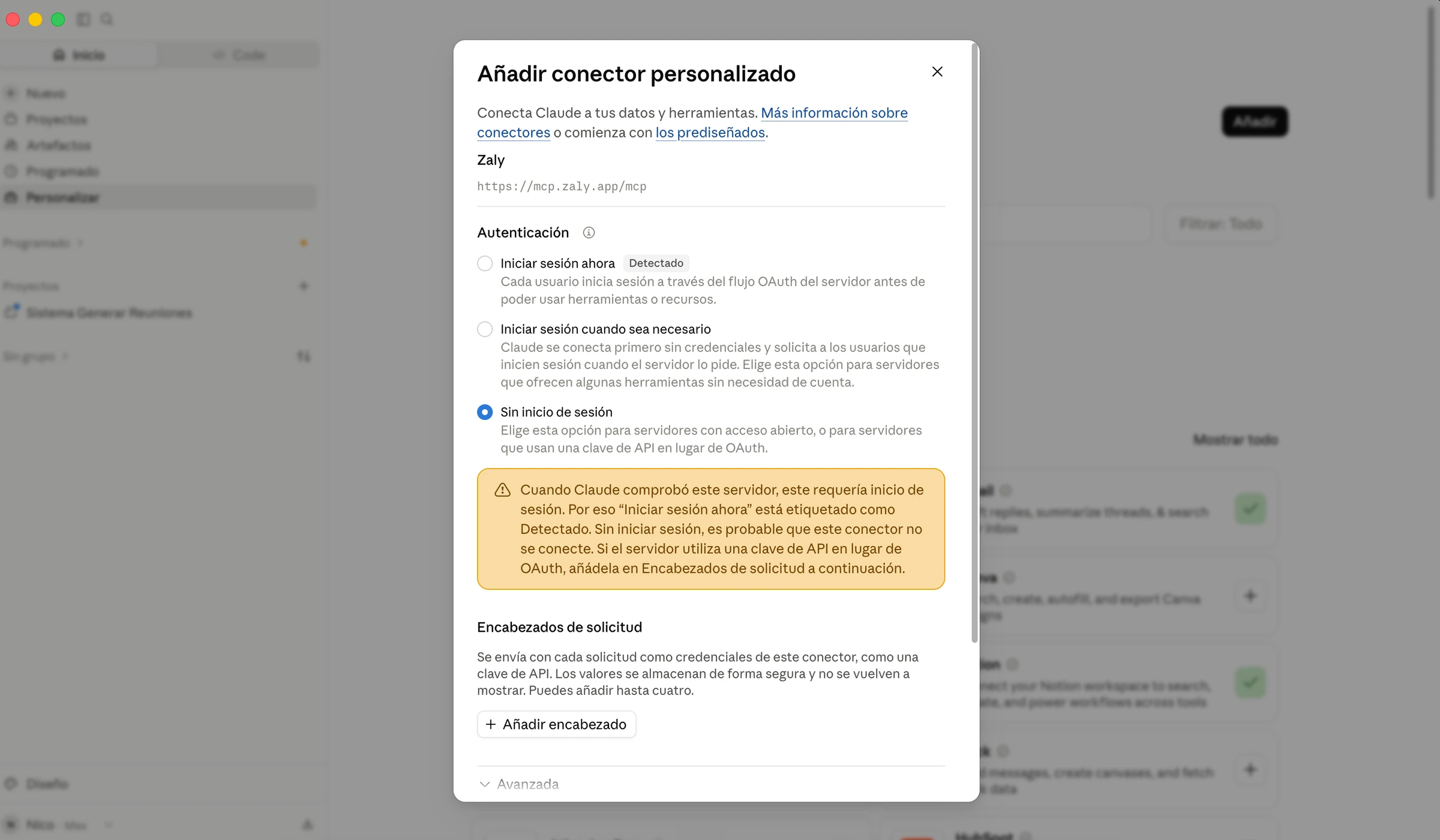 La opción seleccionada es Sin inicio de sesión. El aviso amarillo indica que debes proporcionar una clave API en Encabezados de solicitud.